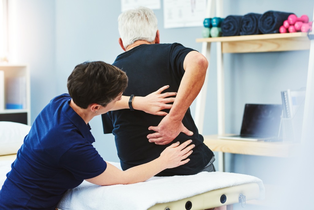 Relieve Your Pain Without Drugs! Find Natural Pain Relief Today | Peak Performance Physical Therapy